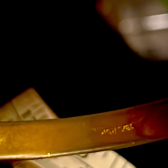 Beautiful Etched 18k RGP  Gold Bracelet with Snap Closure - Picture 8 of 13